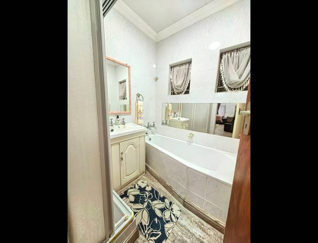 3 BEDROOM HOUSE FOR SALE IN SASOLBURG EXT 12